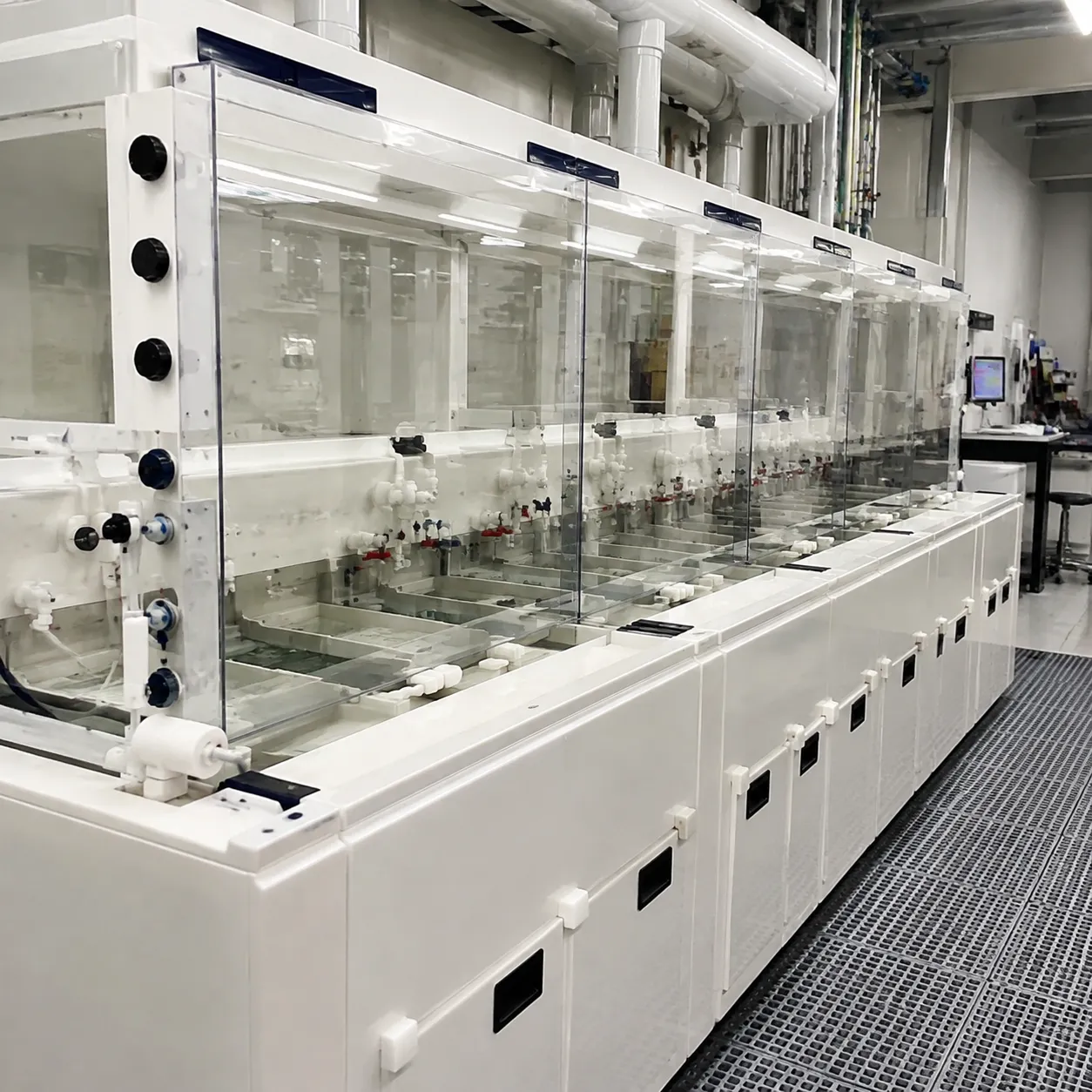 Semiconductor Wet Bench Design and Specification Guide